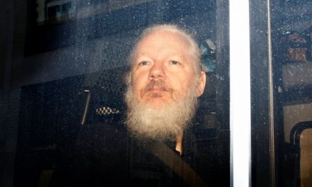Waarom Julian Assange niet mag worden uitgeleverd