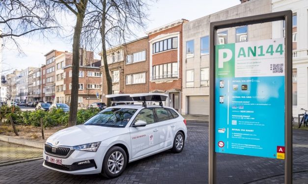 Antwerpen gaat niet-betalende parkeerders zoeken met de scanwagen