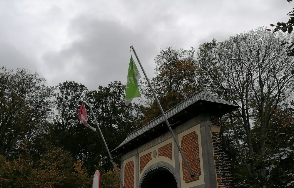 Rivierenhof hangt de groene vlag uit