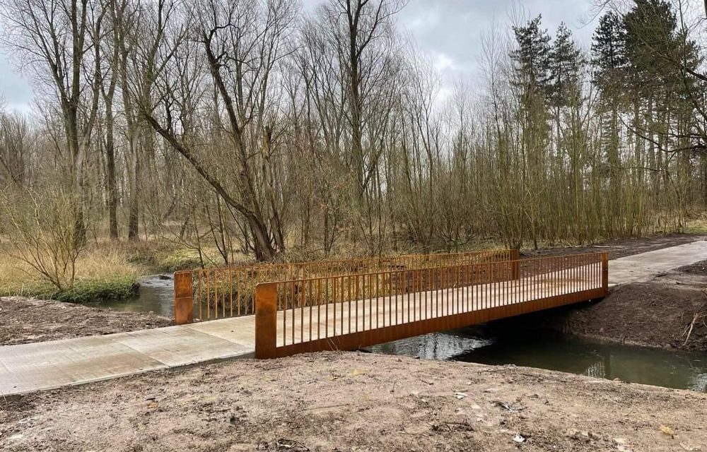 Nieuwe brug in Park Groot Schijn is klaar