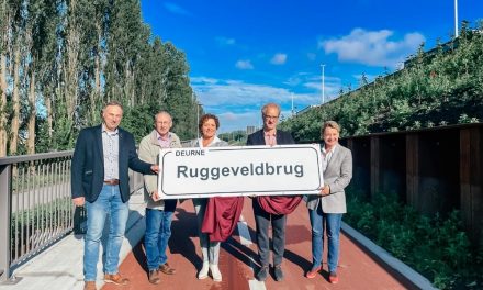 Nieuwe brug in Deurne ingehuldigd