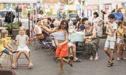 Leeuwlantstraat geniet van een gratis straatfeest