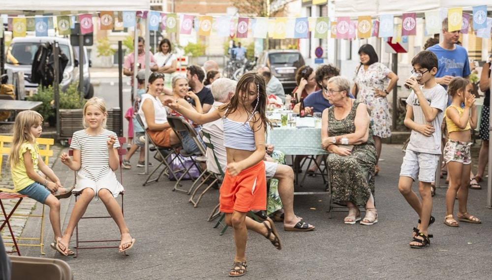 Leeuwlantstraat geniet van een gratis straatfeest