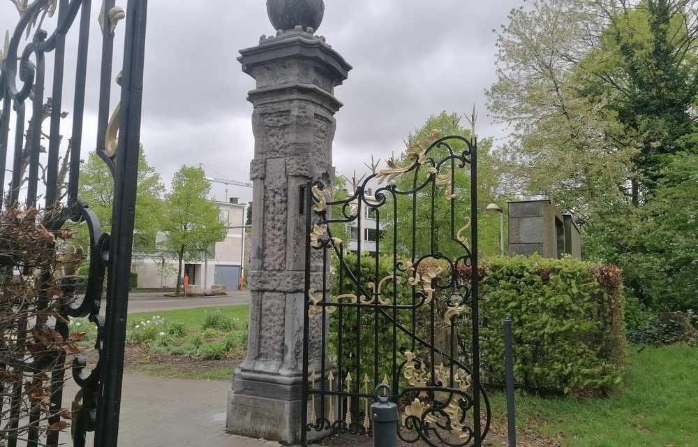 Historische poort domein Boekenberg in oude glorie hersteld