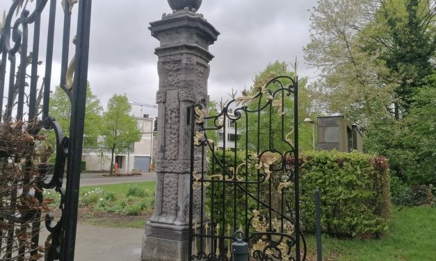 Historische poort domein Boekenberg in oude glorie hersteld